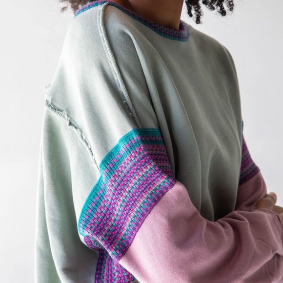 NATURAL LIFE Multicolor Sweatshirt with Green and Pink - Picture 3 of 11